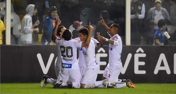 Santos vence Chapecoense com escalação ousada e mantém 3ª colocação