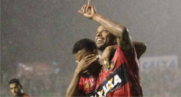 Sport supera chuva, goleia o Atlético-GO e entra no G-6 do Brasileirão