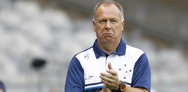 Palmeiras e São Paulo monitoram situação de Mano no Cruzeiro para 2018.