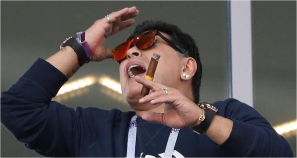 Maradona se irrita por não ser cogitado para assumir a seleção da Argentina